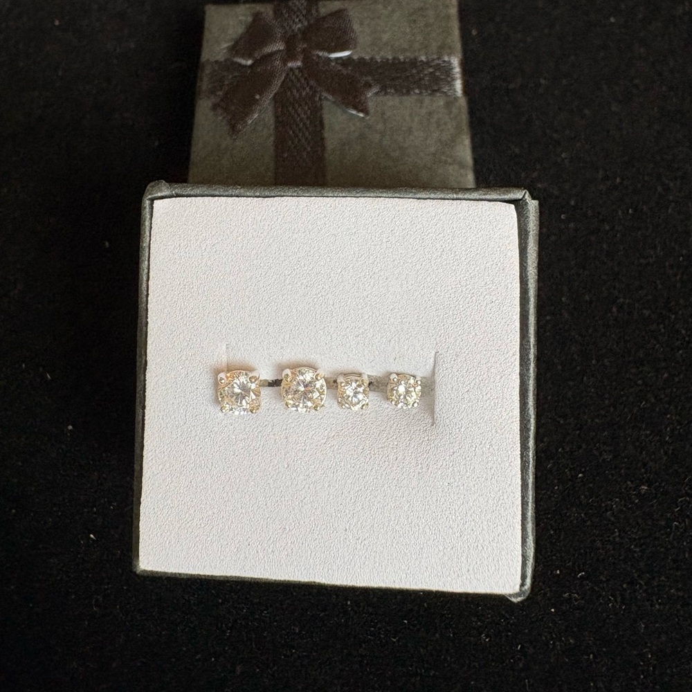 2 Pairs of Sterling Silver Cubic Zirconia Stud Earrings Set